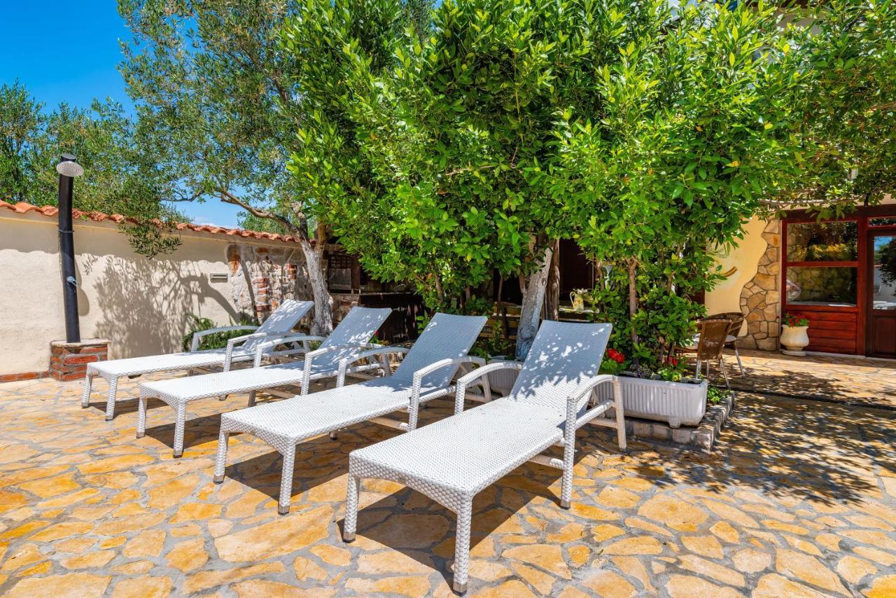 Вилла Olive House Задар Экстерьер фото